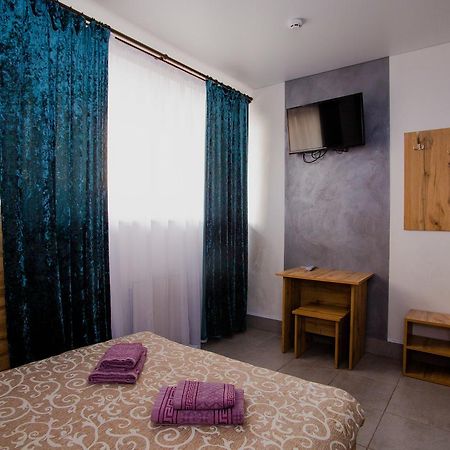 Ok Hotel Rivne Exterior foto